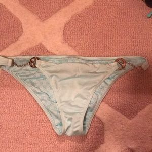 💙Victoria’s Secret bottom bathing suit!!